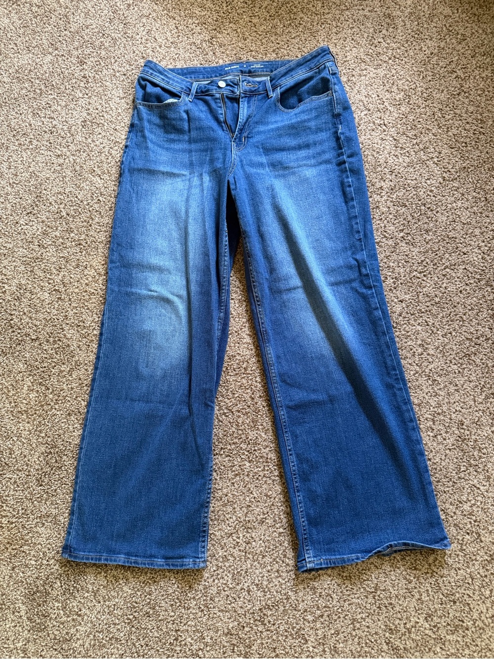 Old Navy Wide-Leg Jeans - Medium Blue Wash